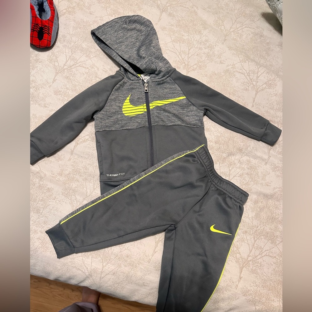 Nike Tracksuit 18months